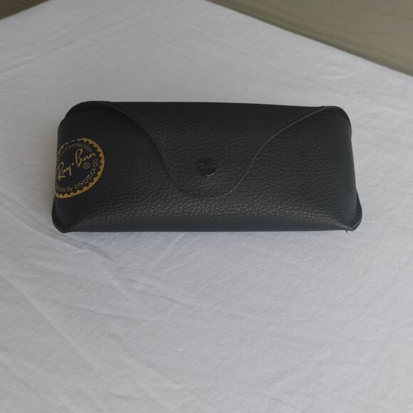 Ray-Ban Limited Edition New Wayfarer Classic - Black/Clear Frames w/Green Lenses - Picture 4 of 5